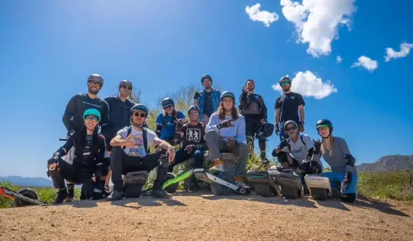 12 Onehweel riders and 5 have Xnito Onewheel helmets